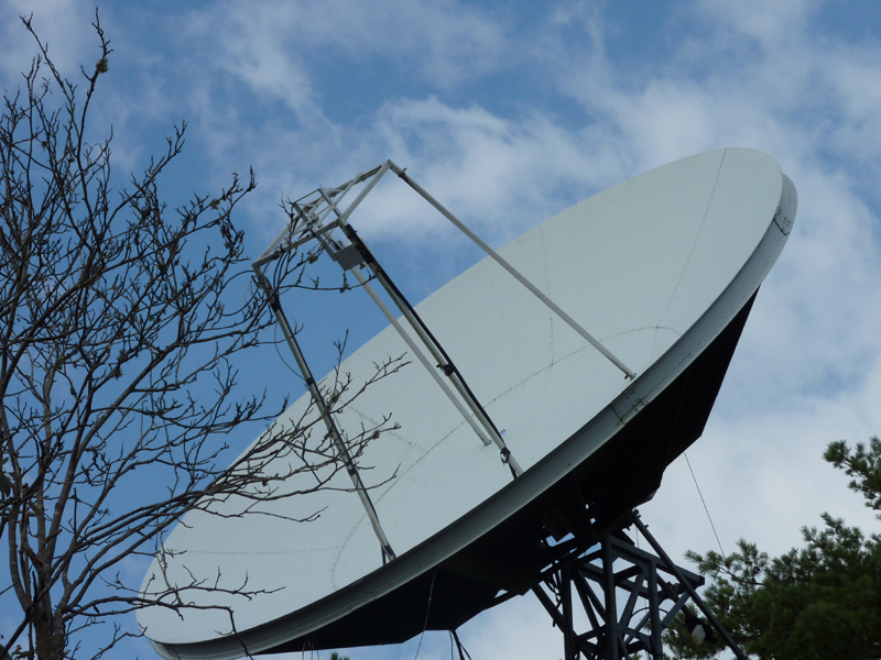 SM6FHZ 3 cm EME dish